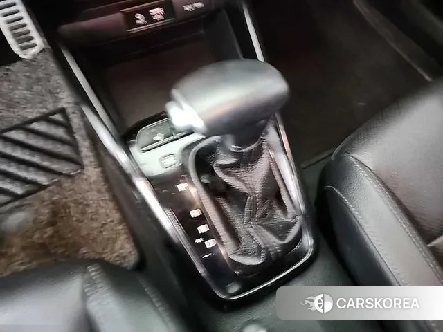 Kia Stonic id 3669241 из Кореи 16