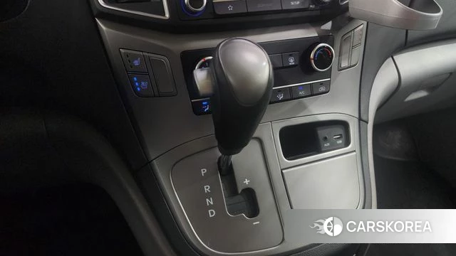 Hyundai The New Grand Starex id 4397634 из Кореи 30