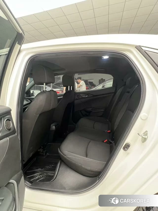 Honda Civic id 4263605 из Китая 9