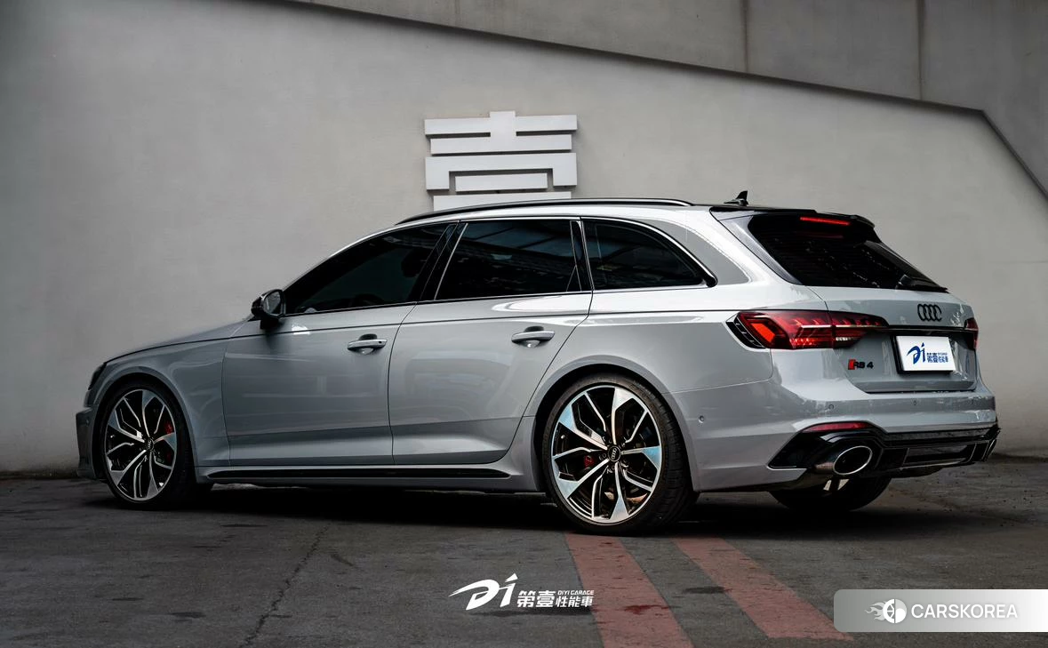 Audi RS 4 id 4455731 из Китая 9