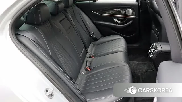 Mercedes-Benz E-Class W213 id 2961552 из Кореи 18