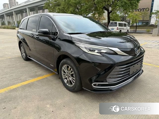 Toyota Saina id 4342128 из Китая 11
