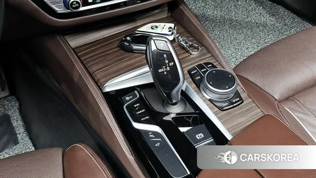 BMW 5 Series (G30) id 4508043 из Кореи 30