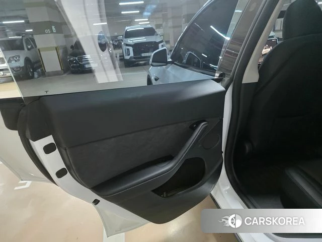 Tesla Model Y id 4847441 из Кореи 8