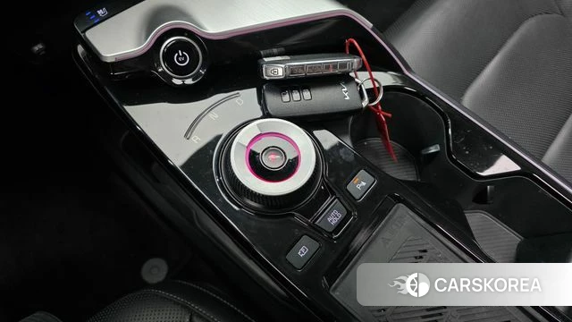 Kia EV6 id 4337940 из Кореи 33