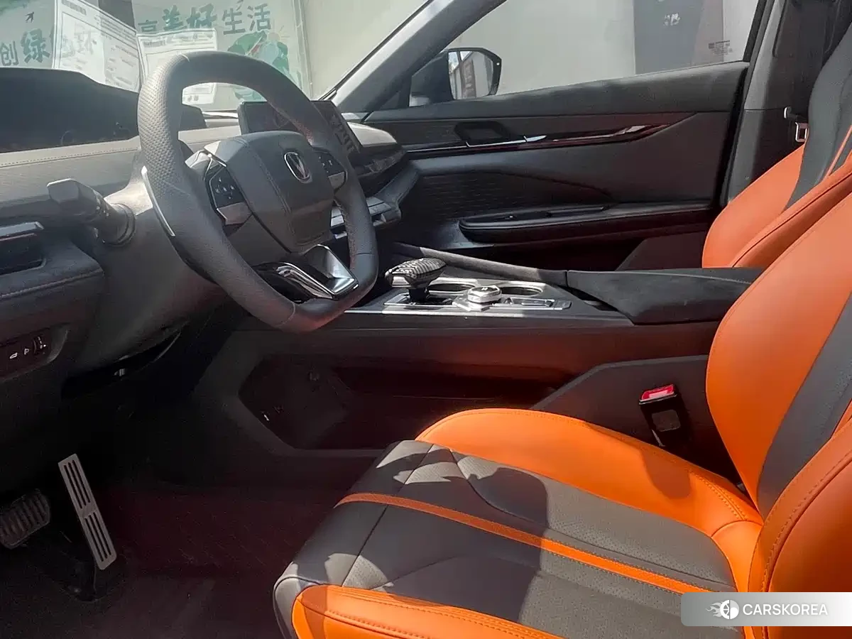 Chang'an Changan UNI-V id 4583912 из Китая 8