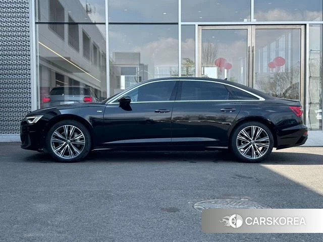 Audi A6L id 4275650 из Китая 8