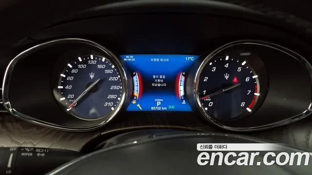 Maserati Quattroporte id 2709150 из Кореи 18