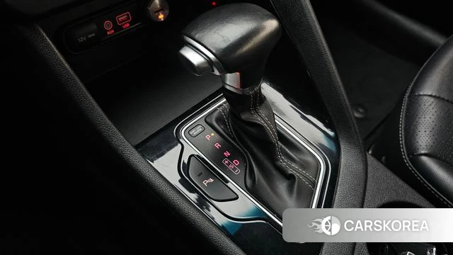 Kia Niro id 4403317 из Кореи 31