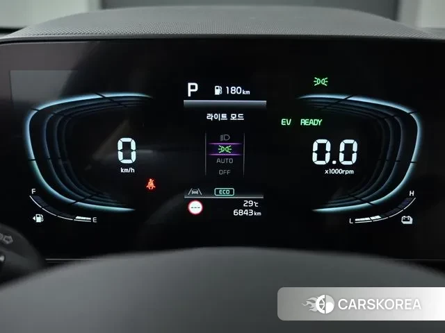 Kia Di Ol Nu Niro id 3041834 из Кореи 18