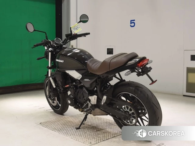 Kawasaki Z650RS id 4341508 из Японии 9