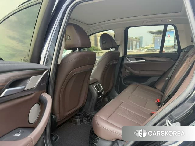 BMW X3 id 4394039 из Китая 15