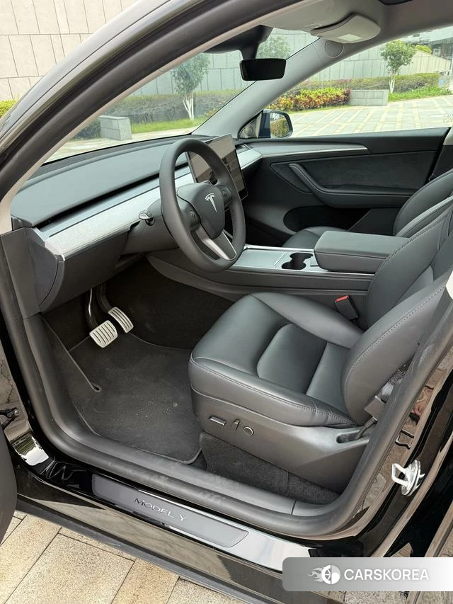 Tesla Model Y id 4221880 из Китая 16