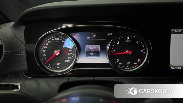 Mercedes-Benz E-Class W213 id 4180080 из Кореи 18