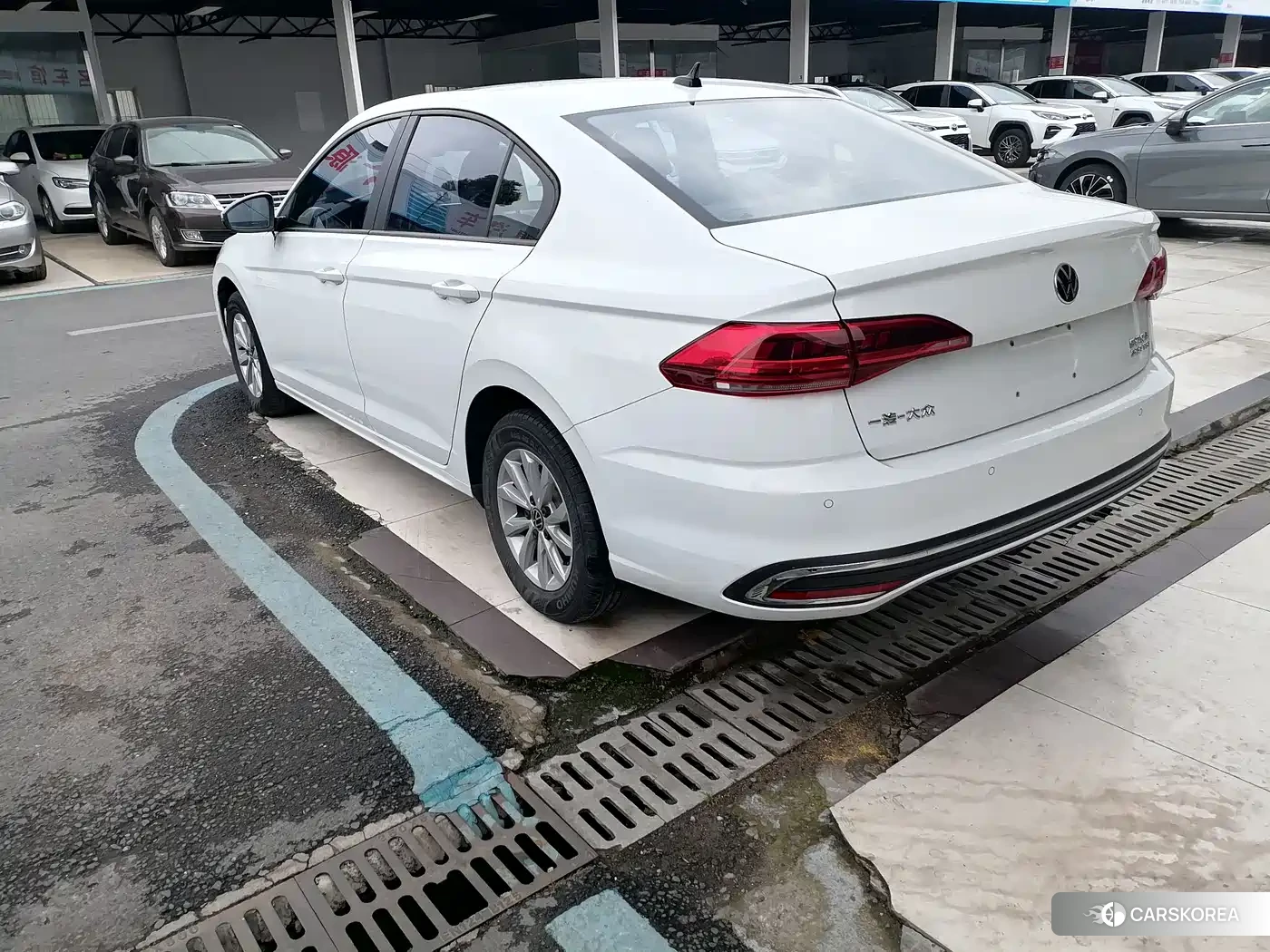 Volkswagen Bora id 4548414 из Китая 8