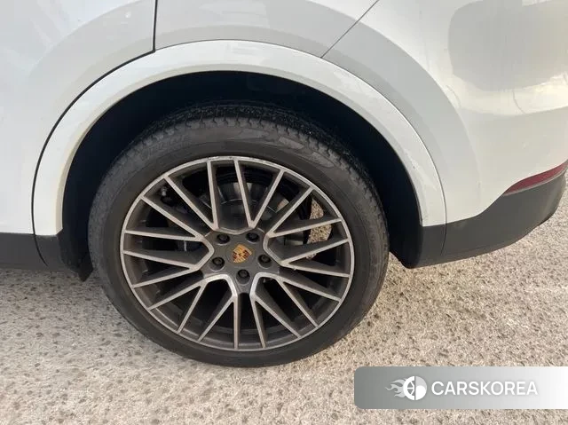 Porsche Cayenne (PO536) id 3718058 из Кореи 14