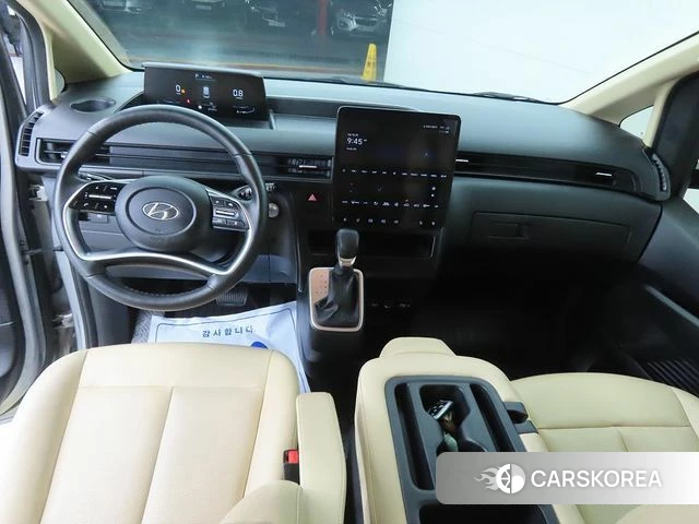 Hyundai Staria id 4282309 из Кореи 18
