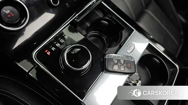 Land Rover Range Rover Velar id 3617276 из Кореи 18