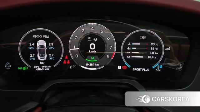 Porsche 911(992) id 4612189 из Кореи 28