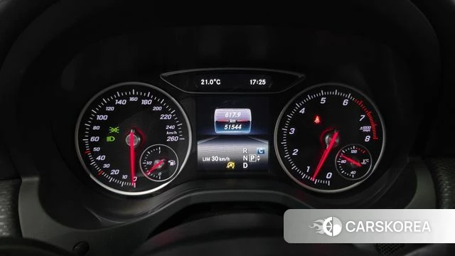 Mercedes-Benz A-Class W176 id 4385098 из Кореи 18
