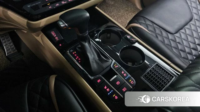 Kia The New Carnival id 4519921 из Кореи 31