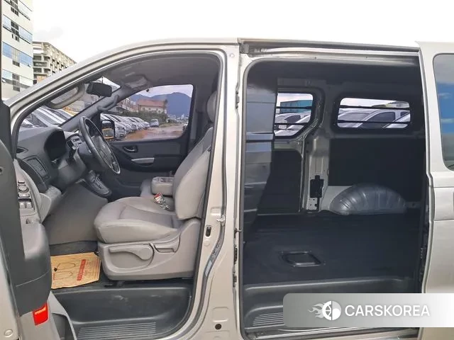 Hyundai The New Grand Starex id 3041975 из Кореи 15