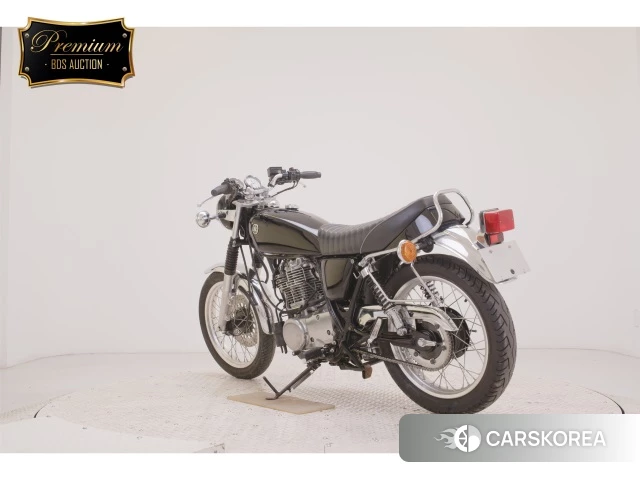 Yamaha SR400 id 4296968 из Японии 8