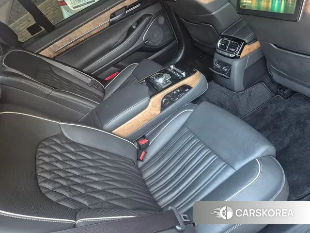 Genesis G90 id 3646613 из Кореи 17