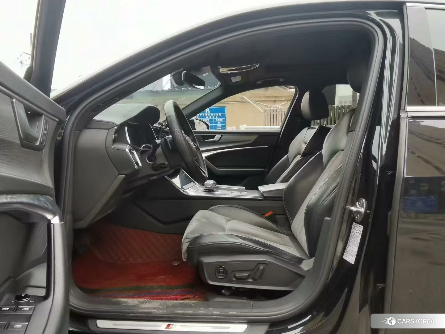 Audi A6L id 4492917 из Китая 17