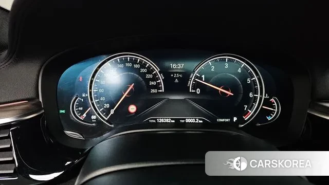 BMW 5 Series (G30) id 3672939 из Кореи 18