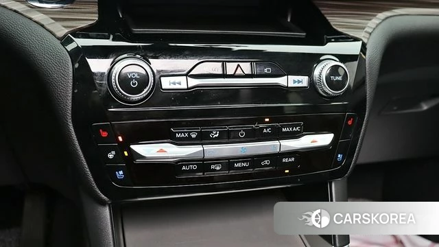 Ford Explorer 6th Generation id 3865106 из Кореи 17