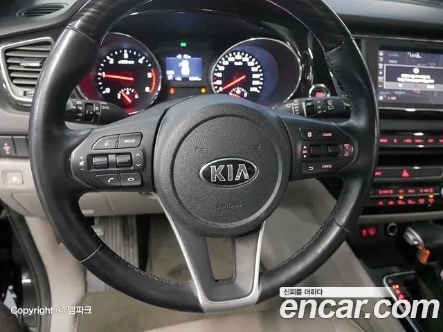 Kia The New Carnival id 2886656 из Кореи 18