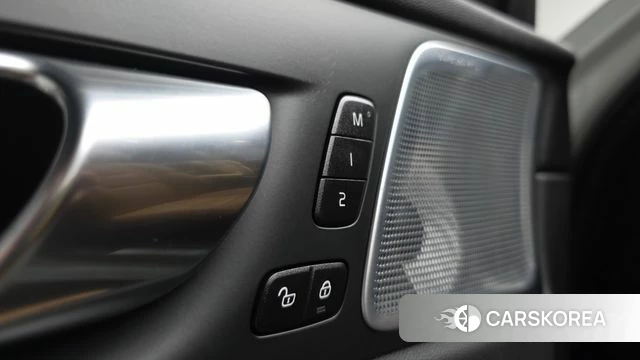 Volvo XC60 second Generation id 4664971 из Кореи 33