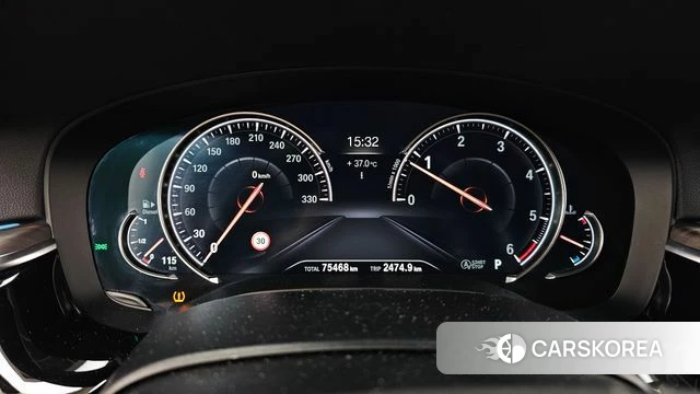 BMW 5 Series (G30) id 4689556 из Кореи 18