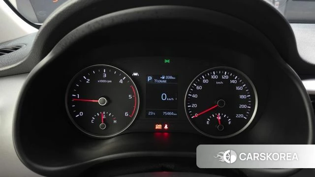 Kia Stonic id 4856575 из Кореи 18