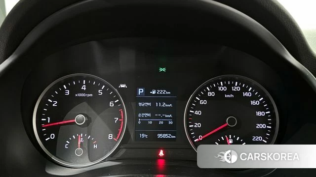 Kia Stonic id 3845021 из Кореи 18