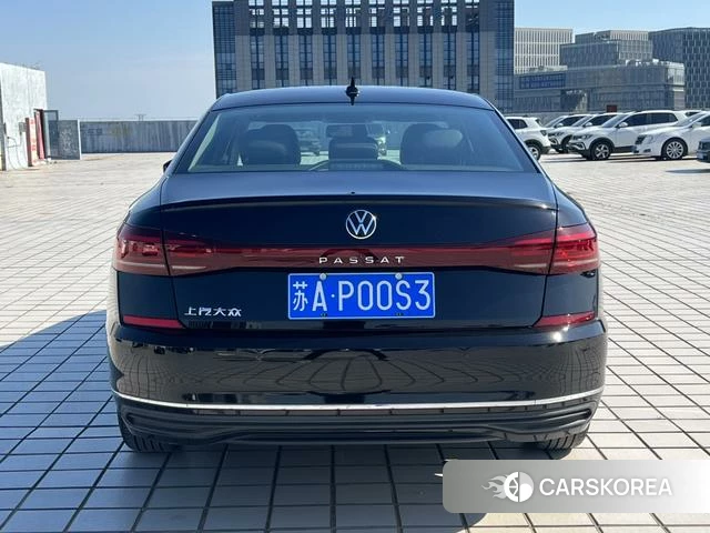 Volkswagen Passat id 4300205 из Китая 8