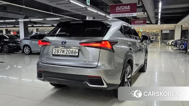Lexus NX300h id 3483776 из Кореи 18