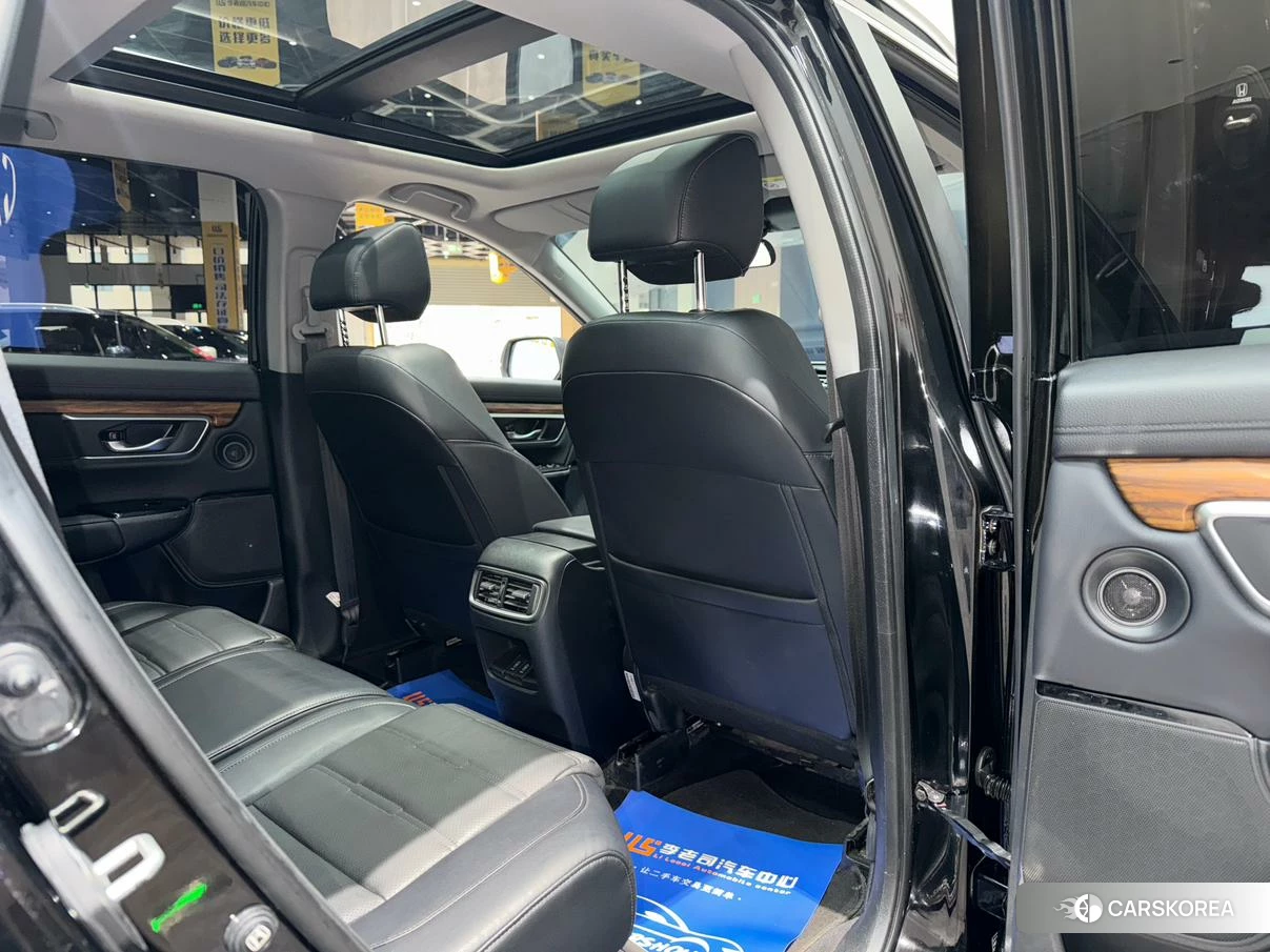 Honda CR-V id 4452896 из Китая 29