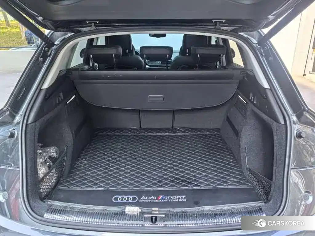 Audi Q5L id 4622447 из Китая 21