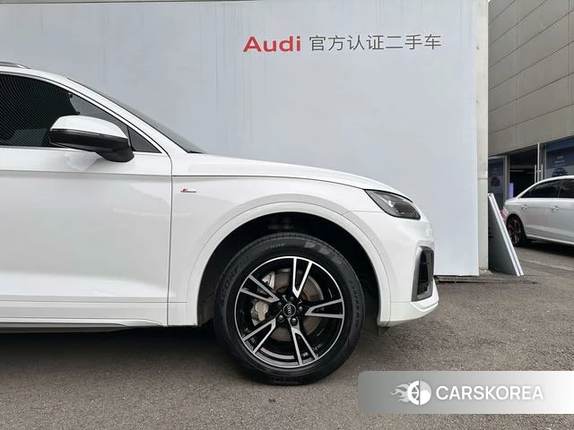 Audi Q5L id 4333657 из Китая 17