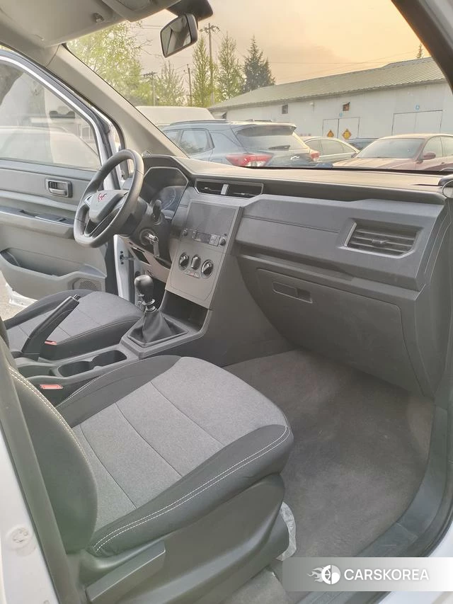 Wuling Automobile Wuling Hongguang PLUS id 4235050 из Китая 8