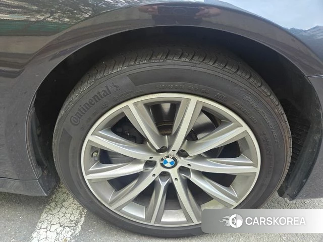 BMW 5 Series (G30) id 4918872 из Кореи 18