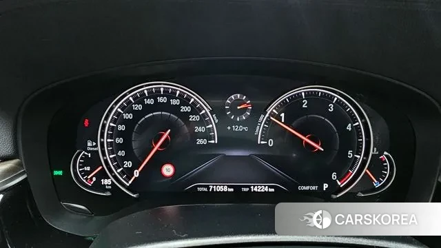 BMW 5 Series (G30) id 3489864 из Кореи 18