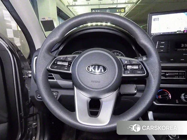 Kia Seltos id 3098172 из Кореи 18