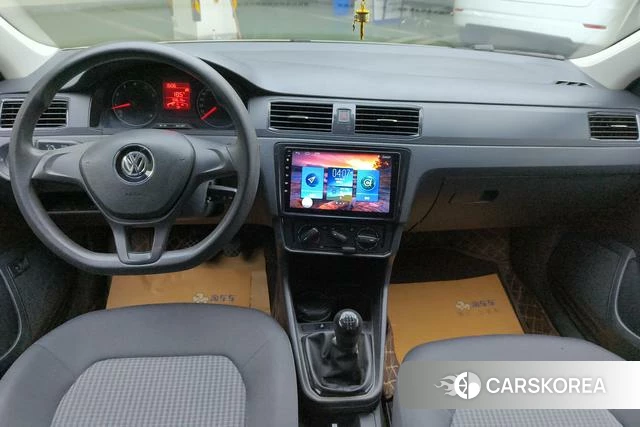 Volkswagen Santana id 4212384 из Китая 15