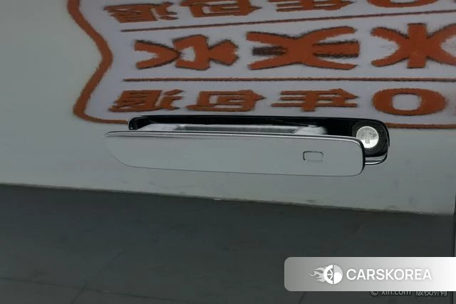 Red flag E-HS9 id 4210418 из Китая 22