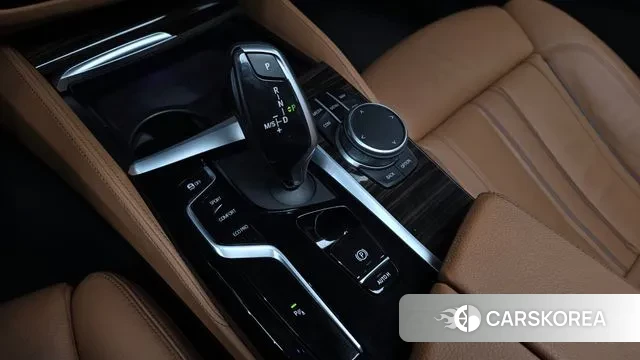 BMW 5 Series (G30) id 3778275 из Кореи 18