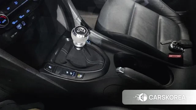 Hyundai Veloster (JS) id 3510054 из Кореи 18