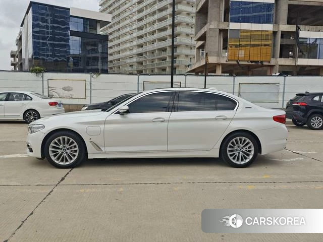 BMW 5 series PHEV id 4214116 из Китая 8